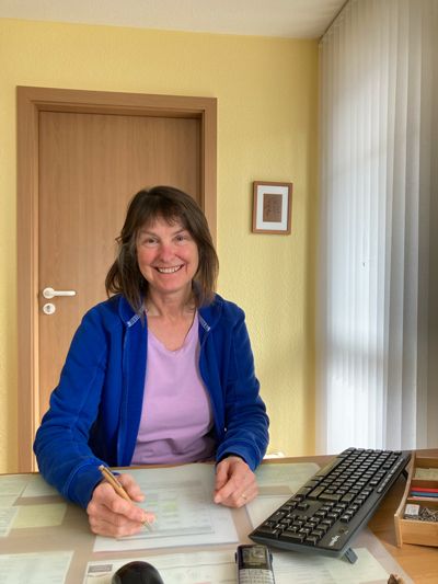 Frau Dr. Beate Langosch-Sinz, Eppingen - Kleingartach